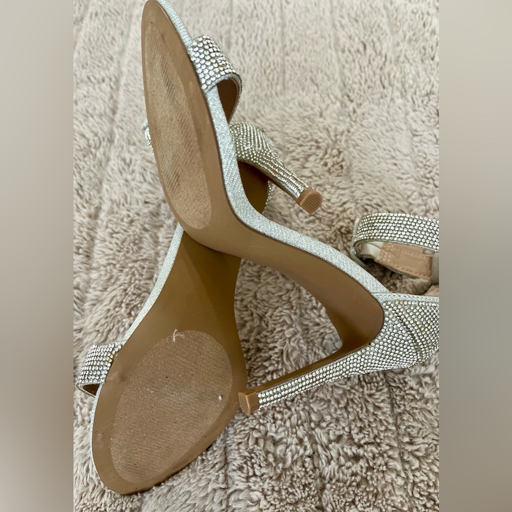 Steve Madden Heeled Sandal Silver Rhinestoned Strappy Ankle Strap Spike Heel 8 - Picture 12 of 16
